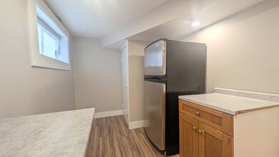 46050 Camrose Ave in Chilliwack, BC - Building Photo - Building Photo