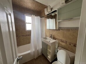 59 Carpenter Ave in Mt Kisco, NY - Building Photo - Building Photo