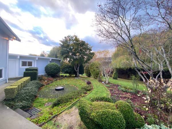 7465 Crestwood Dr in Chilliwack, BC - Building Photo - Building Photo