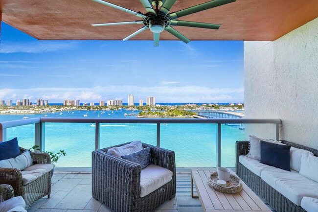 property at 2640 Lake Shore Dr