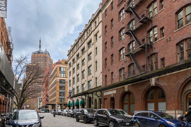 48 Beach Street in New York, NY - Foto de edificio - Building Photo