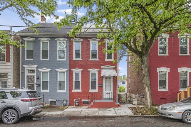 560 King St in Pottstown, PA - Building Photo - Building Photo