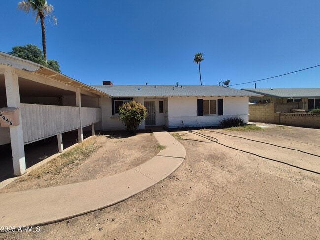 property at 3945 W Orange Dr