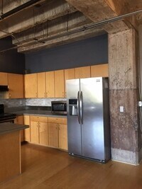 600 Central Ave SW, Unit 2F