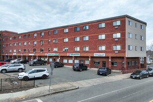 Tannery Gardens in Peabody, MA - Building Photo