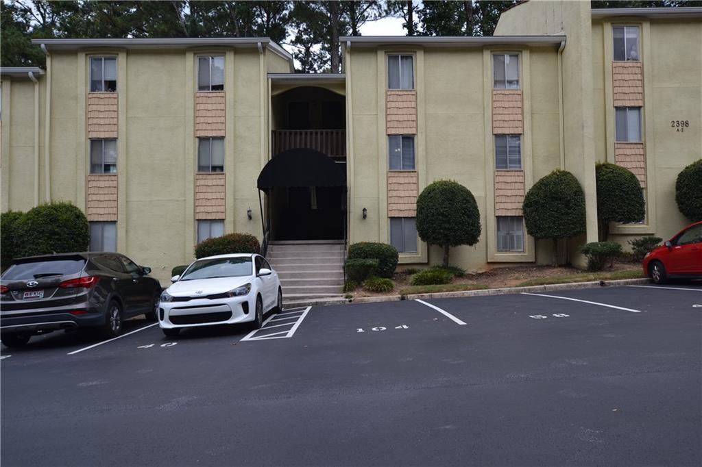 2398 Lawrenceville Hwy in Decatur, GA - Building Photo