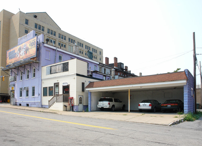 Teoronto Hall Smiths Block in Rochester, NY - Building Photo - Building Photo