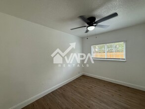 4019 Sunrise Bluff Dr in San Antonio, TX - Building Photo - Building Photo