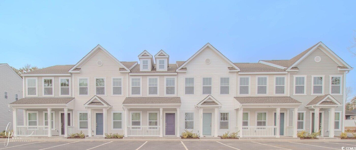 114 Crescent Wy in Little River, SC - Building Photo