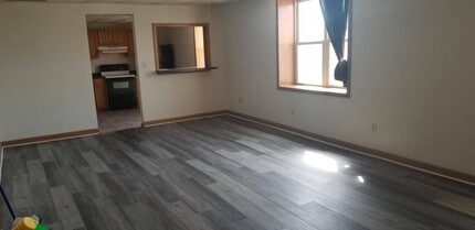 16 E Main St in Casey, IL - Building Photo - Building Photo