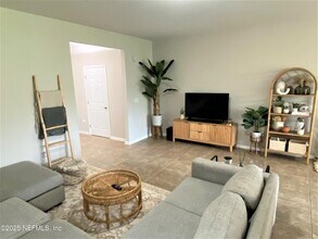 4877 Castlegate Ct in Jacksonville, FL - Building Photo - Building Photo