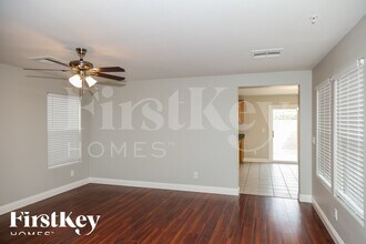 152 Calm Morning Ave in Henderson, NV - Foto de edificio - Building Photo