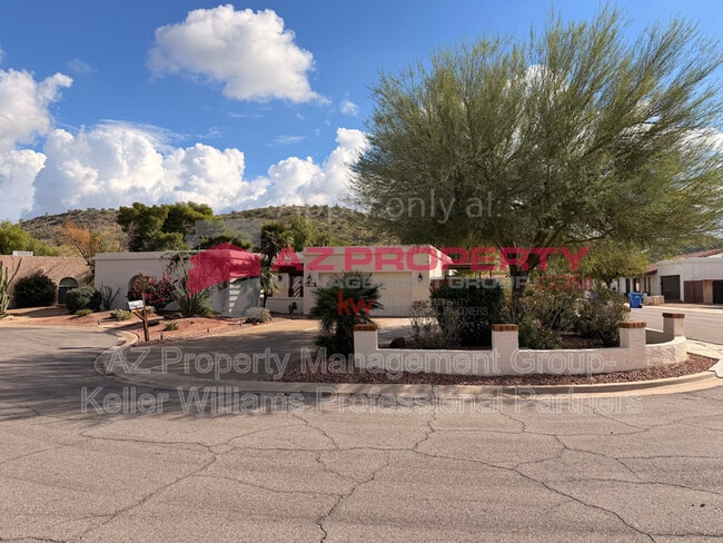 12817 N 1st St in Phoenix, AZ - Building Photo - Building Photo