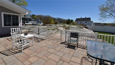 210 High St in Westerly, RI - Building Photo - Building Photo