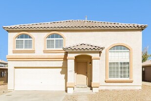 11024 W Frier Dr in Glendale, AZ - Building Photo