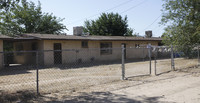 17017 Olive St in Hesperia, CA - Foto de edificio - Building Photo