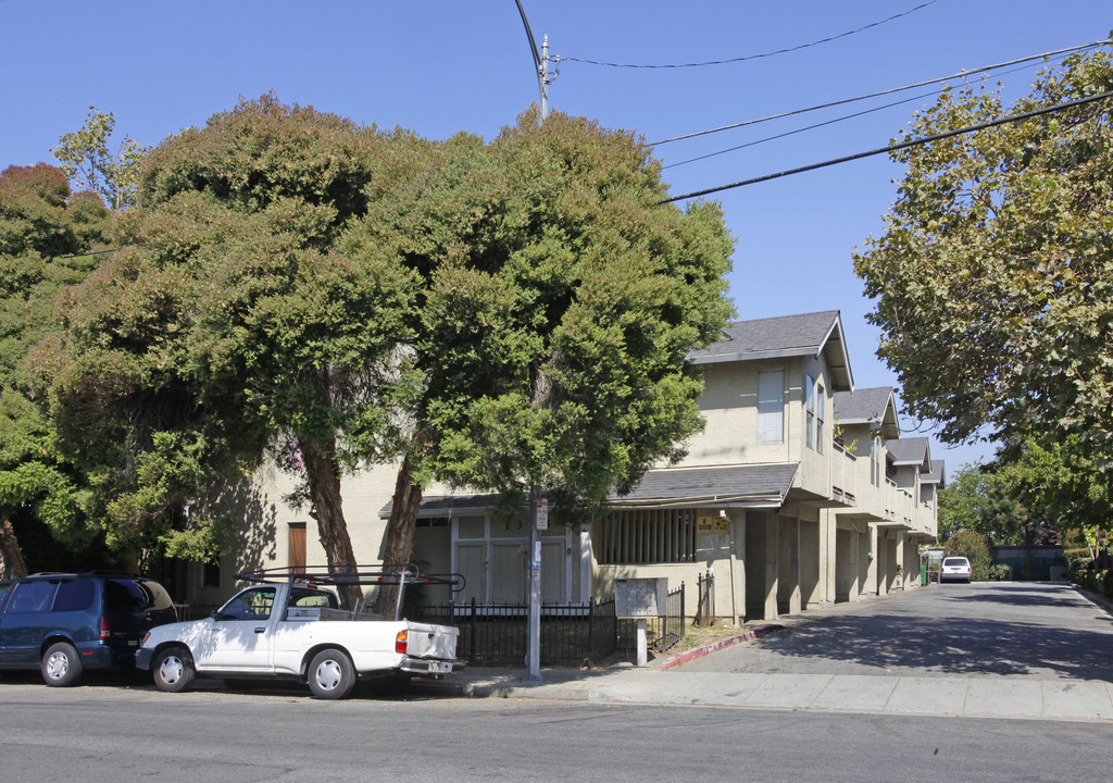 1365 Sunny Ct in San Jose, CA - Building Photo