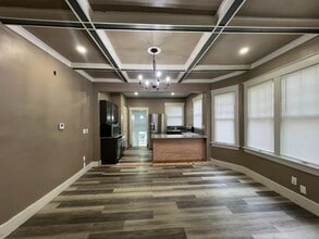 610 W Armstrong Ave in Peoria, IL - Building Photo - Building Photo