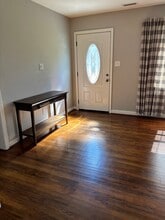 8410 Holly Hill Rd in Richmond, VA - Building Photo - Building Photo