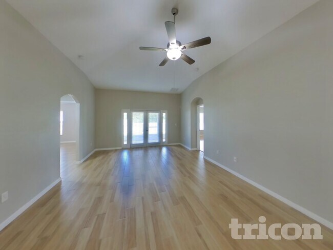 12522 Cricklewood Dr in Spring Hill, FL - Foto de edificio - Building Photo