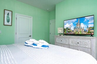 4210 Paragraph Dr in Kissimmee, FL - Building Photo - Building Photo