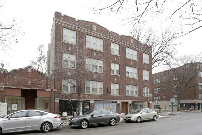 Harrison East in Oak Park, IL - Foto de edificio - Building Photo