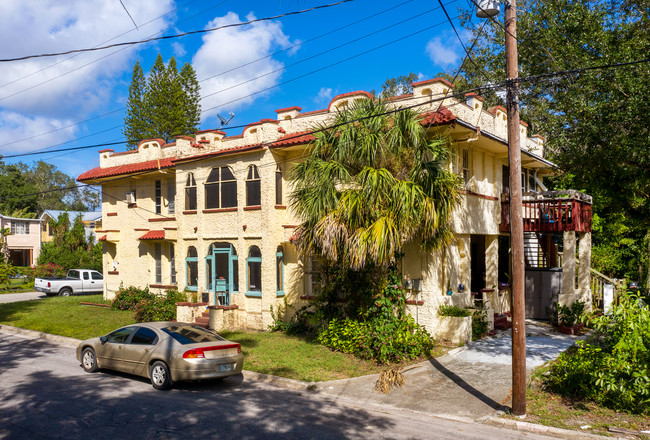 2017 6th Ave W in Bradenton, FL - Foto de edificio - Building Photo