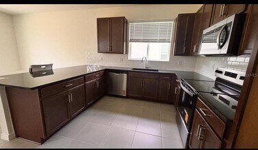 3329 Rolling Plns Cir in Clermont, FL - Building Photo - Building Photo