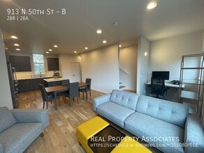 913 N 50th St in Seattle, WA - Building Photo - Building Photo