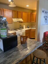 26 W Hollister St, Unit # 2 Melbourne Flats in Cincinnati, OH - Building Photo - Building Photo