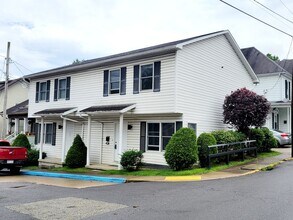 600-602-602 Brandon St in Morgantown, WV - Building Photo - Building Photo