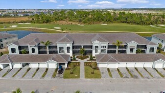 12440 Wellen Golf St, Unit 203 in Venice, FL - Building Photo