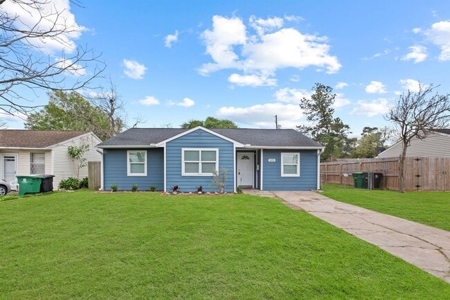 property at 12424 Yancy Dr