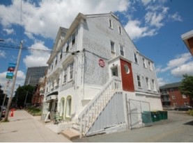 1333 Barrington St Apartments