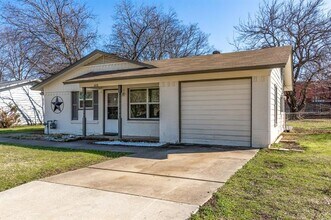 6612 Avalon Dr in Watauga, TX - Building Photo - Building Photo