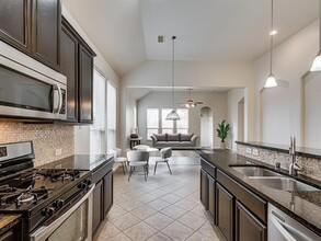 3101 Thicket Dr in McKinney, TX - Foto de edificio - Building Photo