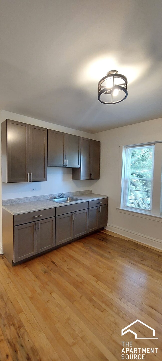 4652 W Palmer St in Chicago, IL - Building Photo - Building Photo