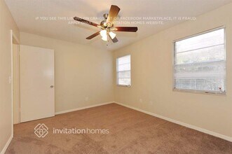 12824 Coverdale Dr in Tampa, FL - Building Photo - Building Photo