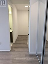 8 Interchange Wy in Vaughan, ON - Building Photo - Building Photo