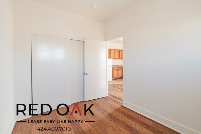 537 S Kenmore Ave in Los Angeles, CA - Building Photo - Building Photo