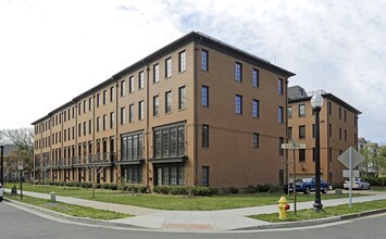 The Crossing at Ballston in Arlington, VA - Building Photo - Building Photo