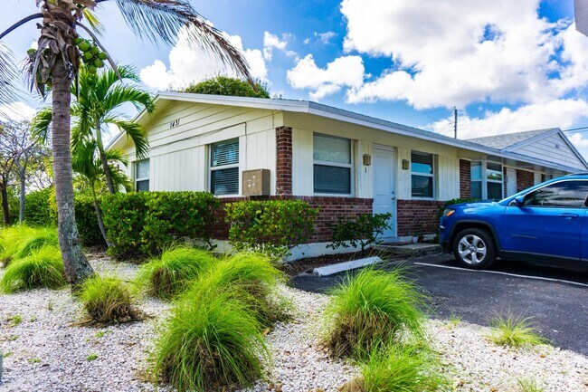 1431 N Federal Hwy in Lake Worth, FL - Building Photo - Building Photo