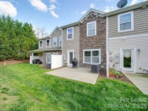 5657 Tipperlinn Way in Charlotte, NC - Building Photo - Building Photo