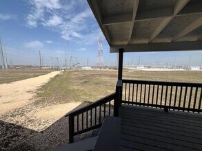 3350 Co Rd 461 in Elgin, TX - Building Photo - Building Photo