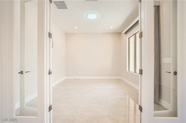 property at 230 Wilson Rdg St