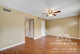 2318 Applebee Way in Charleston, SC - Building Photo - Building Photo