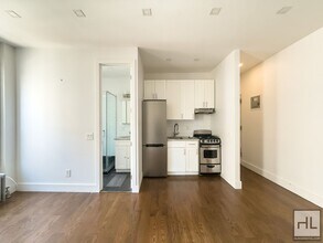 EASTERN PARKWAY / Spacious 1-Bedroom 1-Bat in Brooklyn, NY - Building Photo - Building Photo
