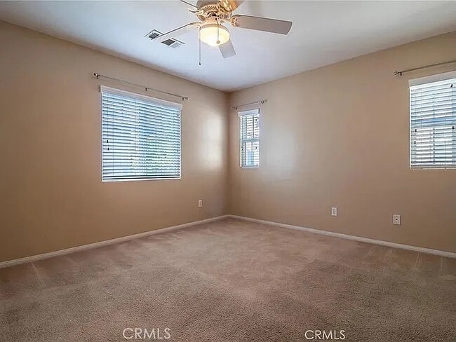 14571 Longwood Ave in Chino, CA - Foto de edificio - Building Photo