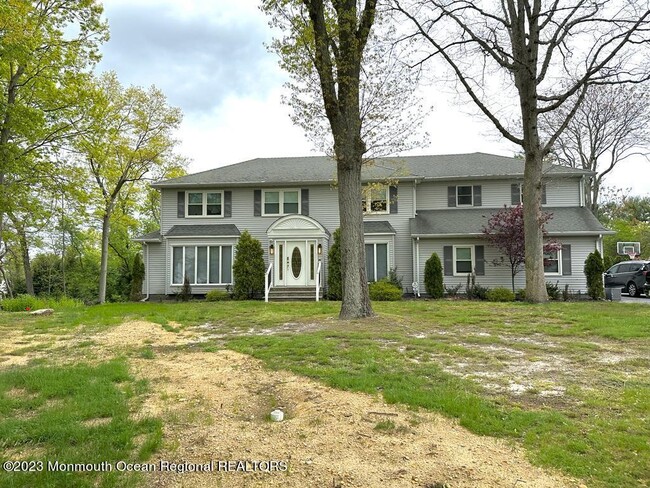 property at 16 Woods Rd