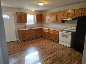 114 Herring Hts, Unit A in Lancaster, KY - Building Photo - Building Photo